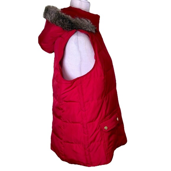 Women’s Red Puffer Vest Faux Fur Hood Winter Outdoor Holiday Cozy Cabin Sz Lg - Picture 4 of 9